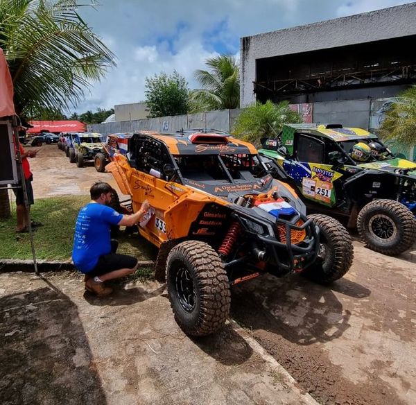 Óscar Santos inicia bien el prólogo del Sertoes - Automovilismo - ABC Color