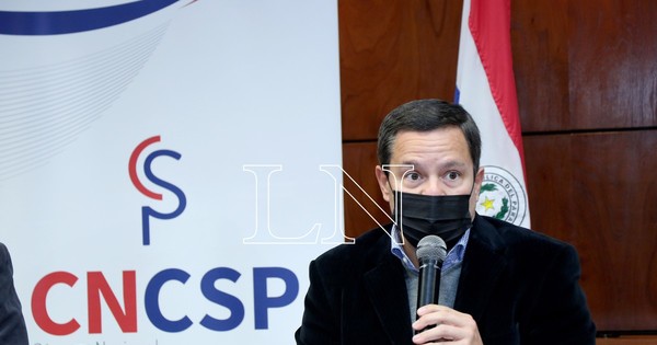 La Nación / Abdo Benítez muestra un “liderazgo débil”, dice titular de la Cámara de Comercio