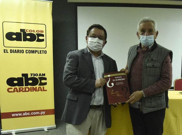 “Interrogando al pasado” exhibe documentos y reliquias de la colección Jarolín - Literatura - ABC Color
