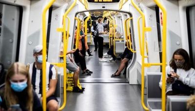 Dinamarca eliminará el uso obligatorio de mascarillas en el transporte público
