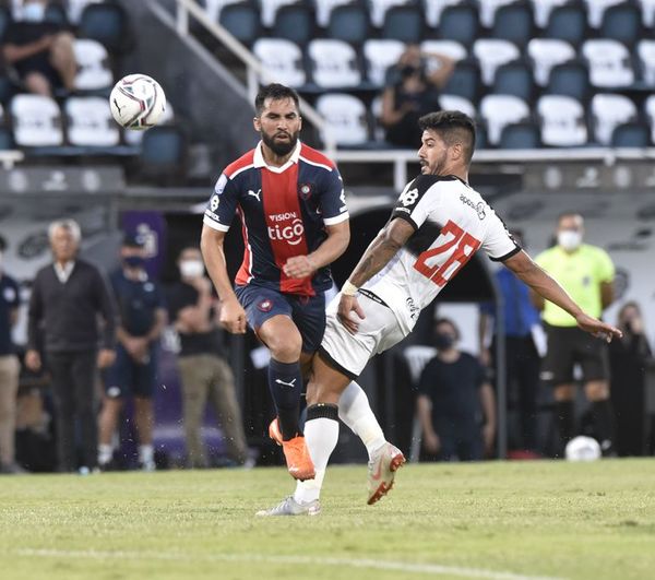 Superclásico: Olimpia y Cerro Porteño juegan en el Manuel Ferreira - Fútbol - ABC Color