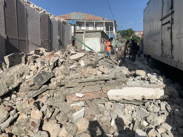 En imágenes y video: Terremoto de magnitud 7,2 en Haití activa alerta de tsunami