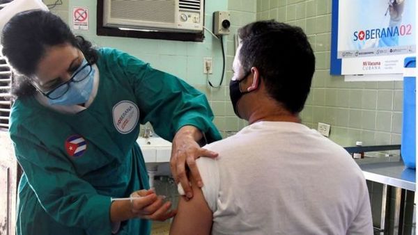 Cuba: Culpan a los médicos de la crisis sanitaria por el COVID-19 | Ñanduti