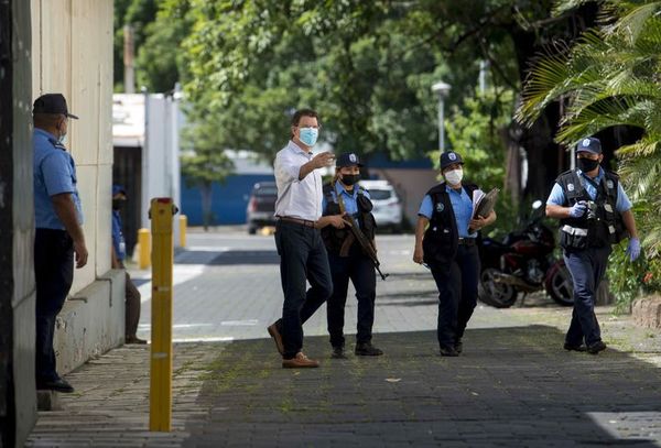 La Policía de Nicaragua arresta al gerente general del diario La Prensa - Mundo - ABC Color