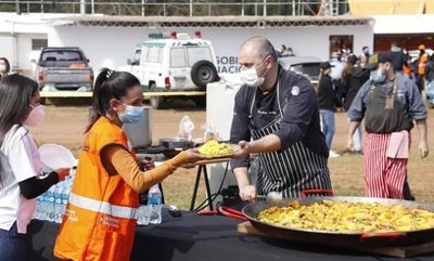 La Cocina del Finde homenajea a 800 trabajadores del megavacunatorio