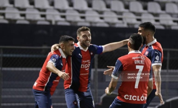 Diario HOY | Luego de 20 años, Cerro saborea un triunfo en el Manuel Ferreira