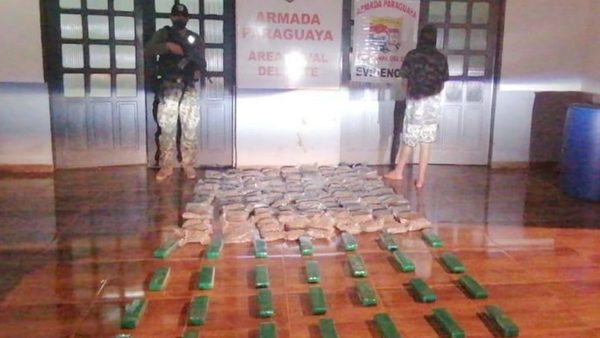 INCAUTAN DROGAS Y APREHENDEN A MENOR