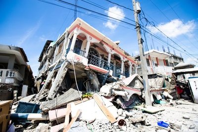 Terremoto en Haití: hay más de 300 muertos y las autoridades temen que la cifra sea mucho mayor