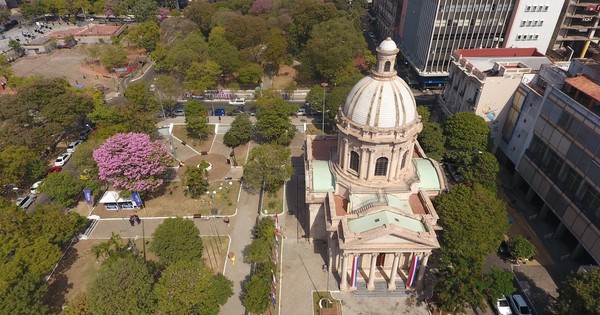 La Nación / Historias de un fuerte que se hizo ciudad
