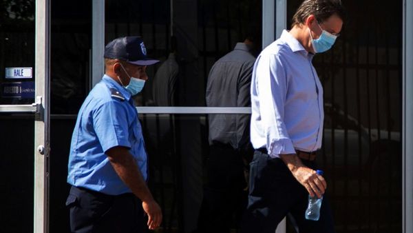 Policía arresta a gerente del diario La Prensa de Nicaragua