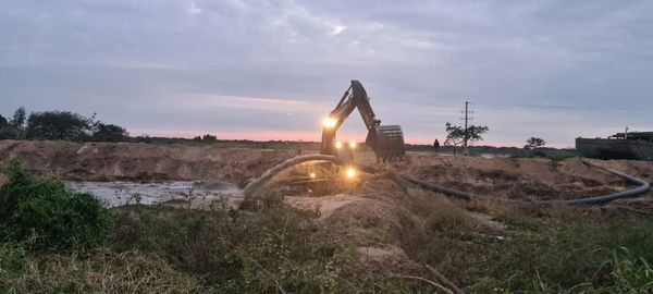 Inician trabajos de refulado para la construcción de la Costanera Sur