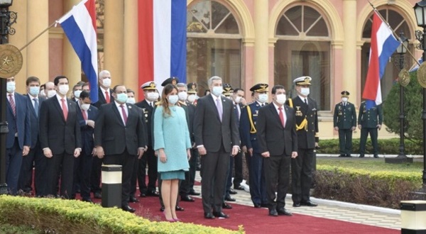 Entonan himno e izan bandera por aniversario 484 de Asunción