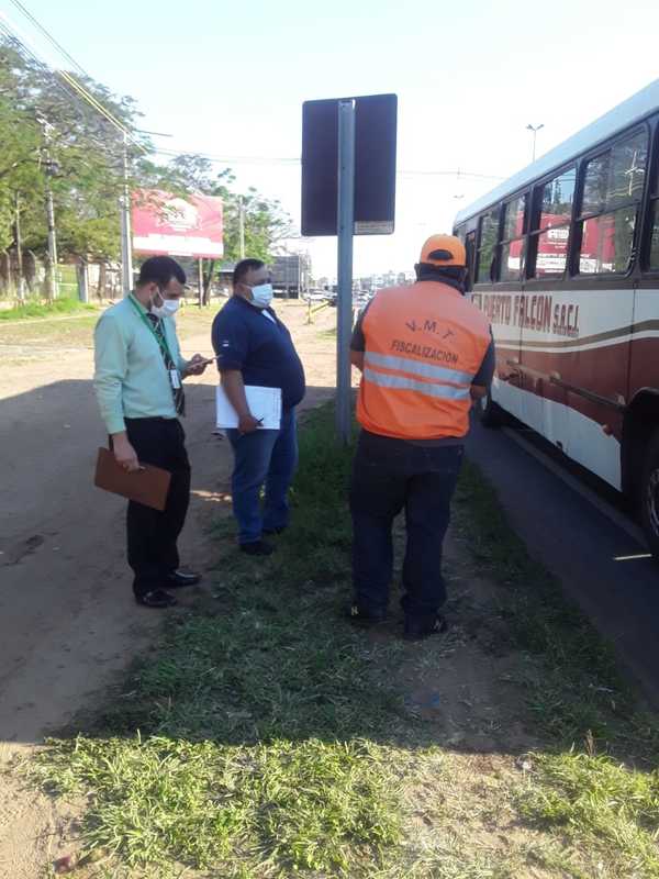 Importante porcentaje de choferes de bus no tiene seguro de IPS