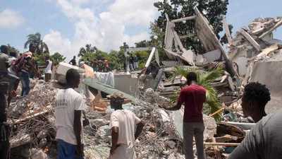 Asciende a 724 el número de muertos por el terremoto en Haití