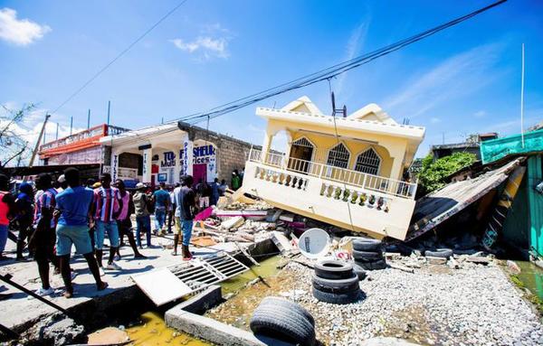 Haití: ya son más de 700 los muertos en terremoto