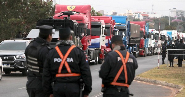 La Nación / Retorno de camioneros: Núñez vaticina más pérdidas económicas