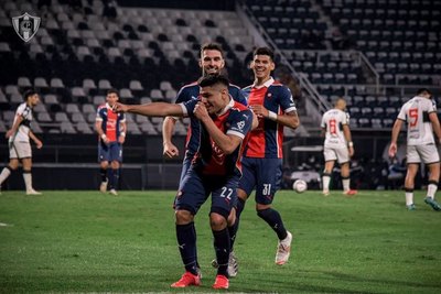 Cerro Porteño vuelve a golear a Olimpia casi 9 años después