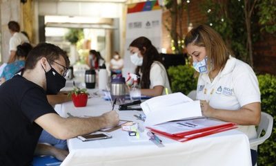 Convocan a nuevos becarios de Itaipu para la firma de Acuerdo de Compromiso Anual