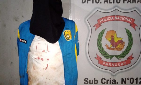 Vecinos reducen a asaltante