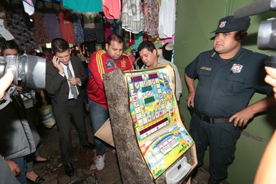 Negocio de tragamonedas fue entregado a hombres cercanos a Wasmosy | El Independiente