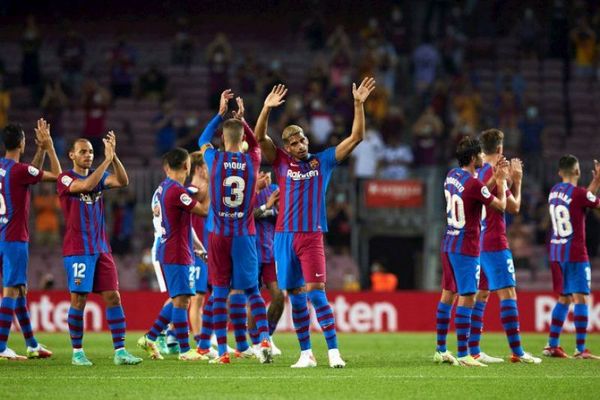 El Barcelona postMessi protagoniza un estreno ilusionante