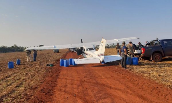 Interceptan pista clandestina, encontraron avioneta carga con cocaína, hay seis detenidos