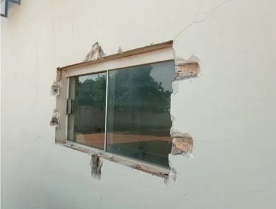 Violentaron la sucursal de un banco en Santa Rosa del Aguaray · Radio Monumental 1080 AM