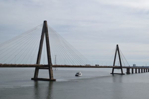 Paraguay solo espera visto bueno de Argentina para abrir fronteras, dice Federico González - Nacionales - ABC Color