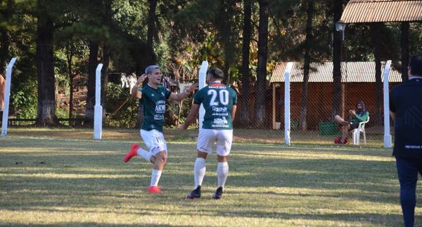 Nacional B. Los locales pegan primero en la ida de los cuartos de final