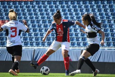 Ana Fleitas y ¡una asistencia de crack para el 1-0 en el superclásico! - Cerro Porteño - ABC Color