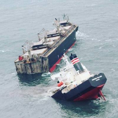 Un buque se parte en dos en las costas de Japón y provoca una fuga de petróleo | OnLivePy