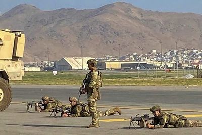 Afganistán: dos muertos por disparos de fuerzas de EE.UU. en aeropuerto de Kabul - Mundo - ABC Color