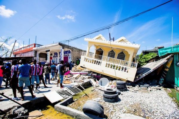 Terremoto en Haití: ya son más de 1.200 los muertos | OnLivePy