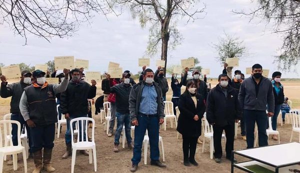 SNPP entregó certificados a personas que culminaron curso de capacitación en el Chaco
