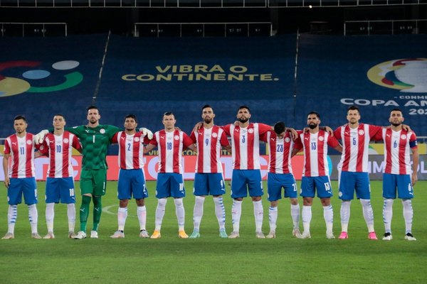 Los árbitros para los partidos de la Albirroja en la 'triple fecha' de Eliminatorias