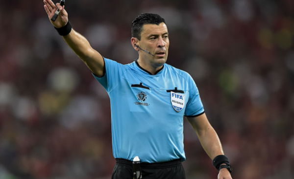 Diario HOY | Definen equipos arbitrales para los juegos de la Albirroja