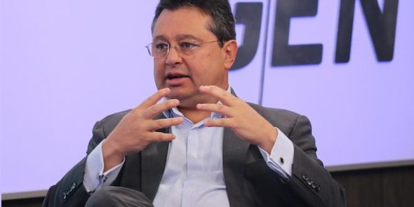 Gustavo Leite: “El error más grave es dejar que la mafia del Senado se inmiscuya con el aparato productivo»