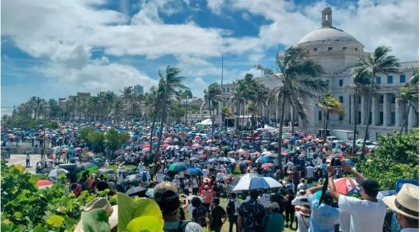 Decenas de miles marchan para decirle “no” a la ideología de género en Puerto Rico