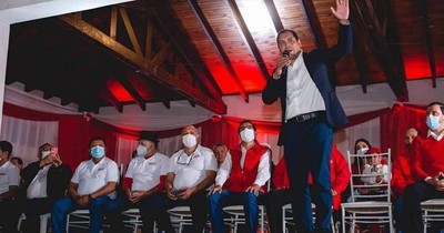 La Nación / Freddy Chamorro lanzó su candidatura para la intendencia de Hernandarias