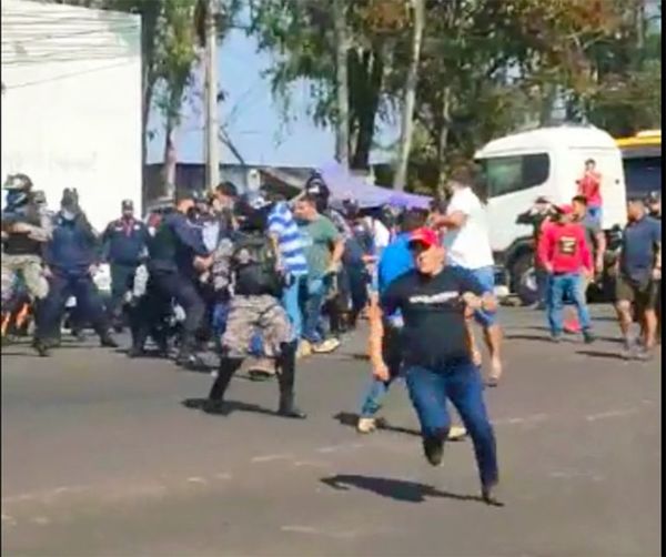 Imputan a 17 camioneros y Fiscalía ratifica que“caprichosos” serán aprehendidos - Nacionales - ABC Color
