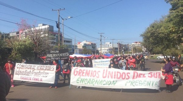 Crónica / Marito la pasó mal en Encar, le acorralaron