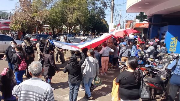Marito retruca a los críticos que le tratan de “flojo”