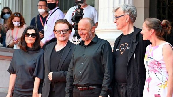Wenders y Bono causan furor en festival