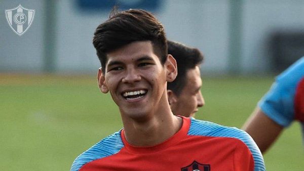 Robert Morales amplía su marca con goles