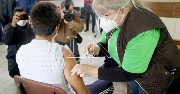 La Nación / Clínicas registró 90% de niños y adolescentes vacunados con segunda dosis