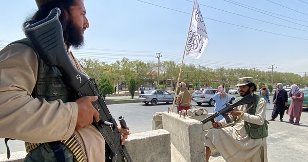 La Nación / Afganistán: talibanes anuncian “amnistía general” para los funcionarios públicos