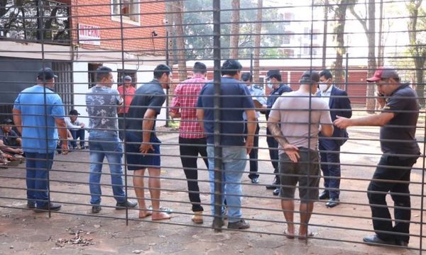 Imputan a 17 camioneros por Coacción, Perturbación de la Paz Pública y Resistencia