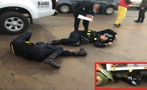 Policías recién egresados sufren lesiones en accidente motociclístico