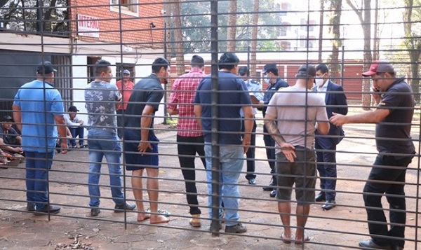 Procesan a 17 camioneros detenidos por cierre de rutas