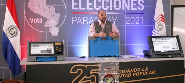 Jóvenes de la Educación Media se interiorizan sobre el Voto Electrónico | .::Agencia IP::.